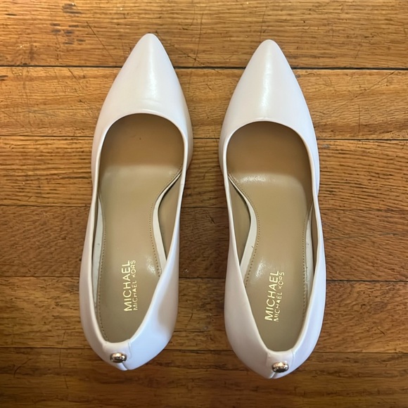 Michael Kors - Cream Heels - Picture 1 of 8